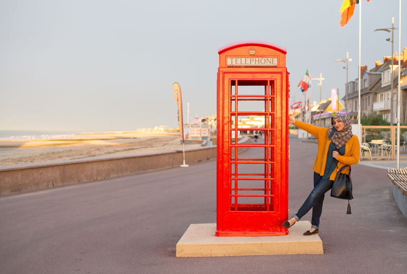 Une cabine de Londres à Courseulles-sur-mer : l'occasion de faire une belle photo ! 