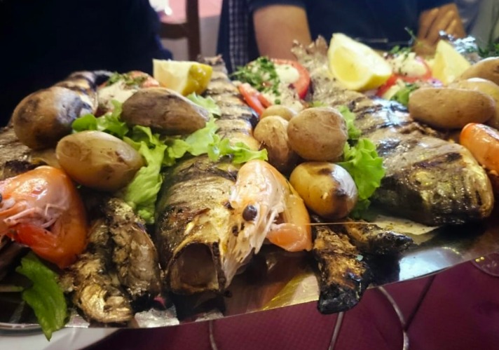 Feyrouz est un restaurant libanais à Paris qui fait du poisson grillé